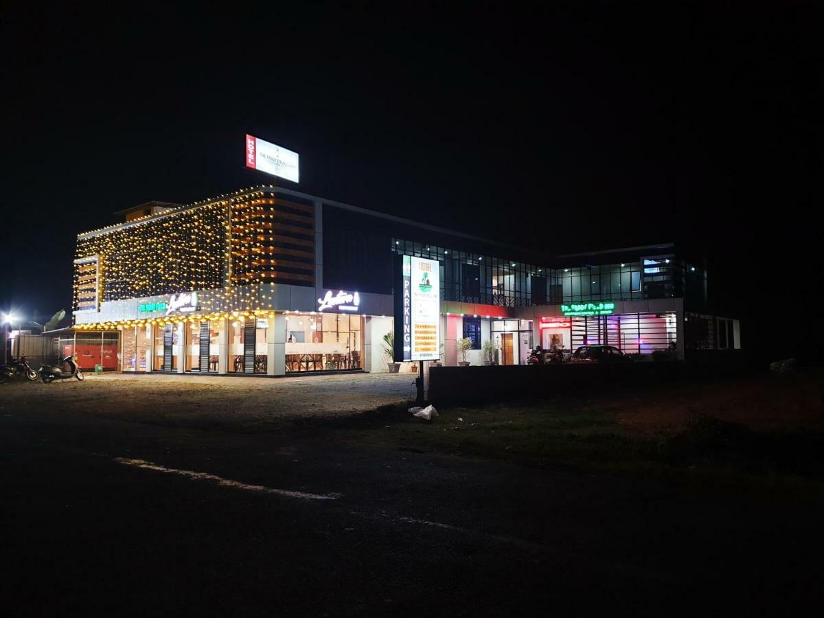 Paddyfield Inn Mananthavady Extérieur photo