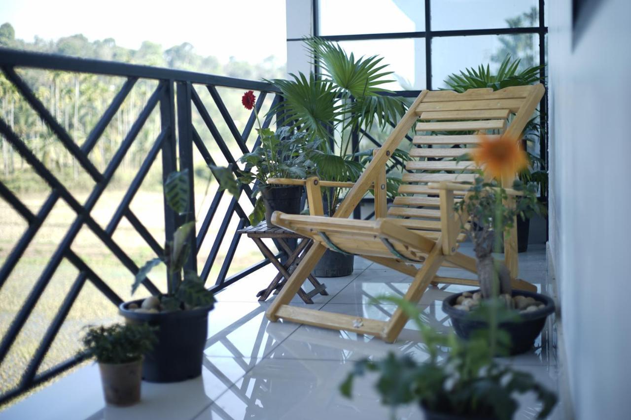 Paddyfield Inn Mananthavady Extérieur photo